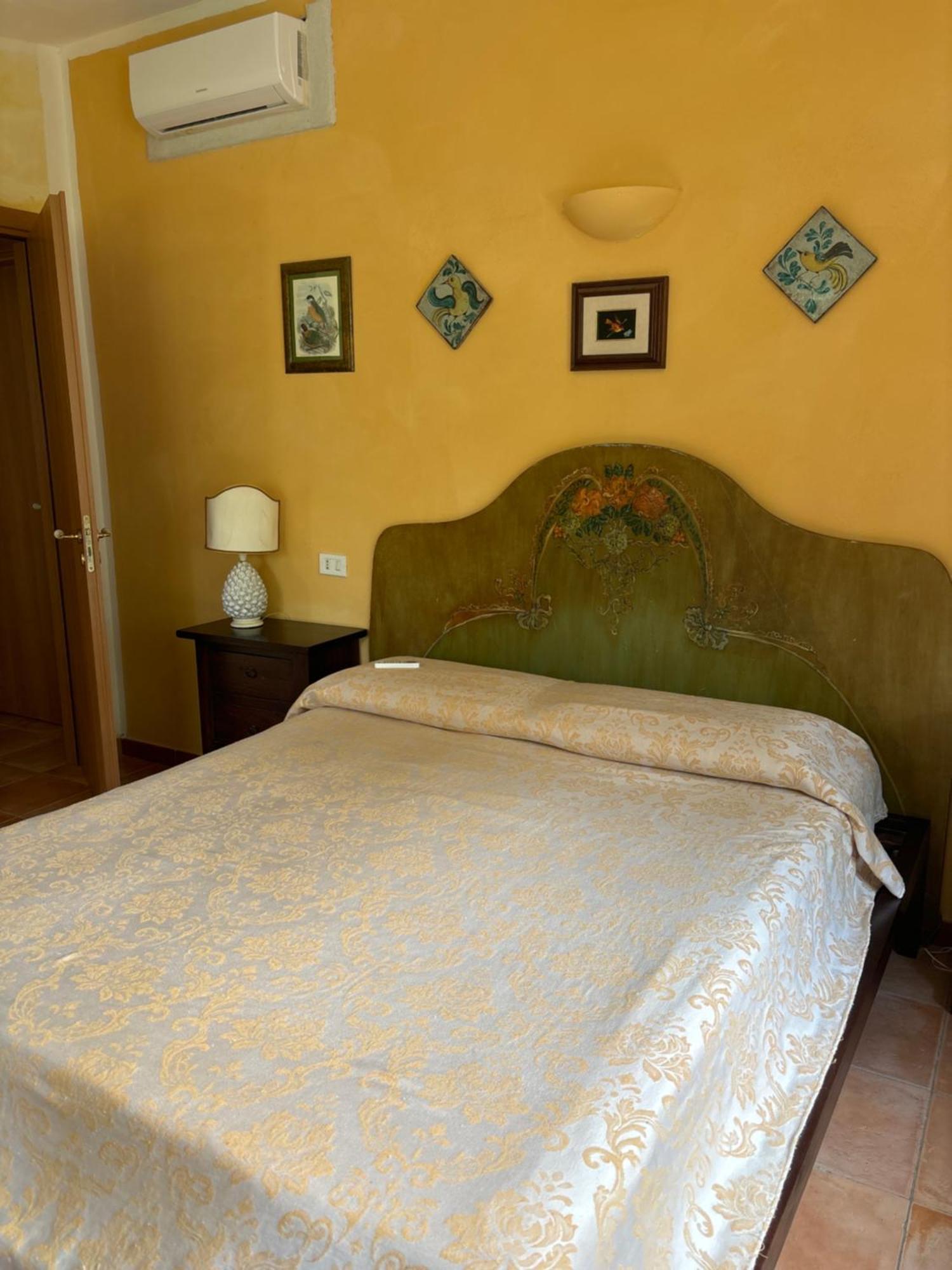 Ciuci'S Manor Villa Aragona Exterior photo